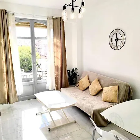 Apartment Centre De - Renove De 65 M2